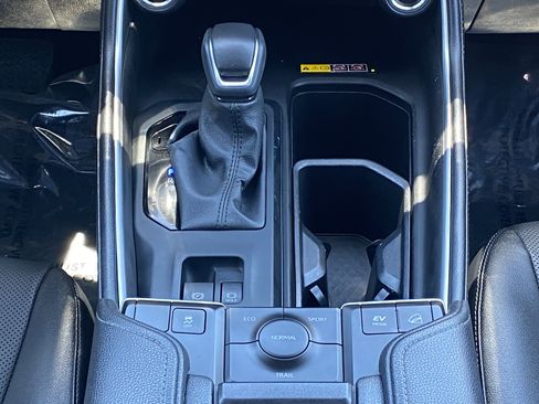 Certified 2024 Toyota Grand Highlander AWD Hybrid image 16