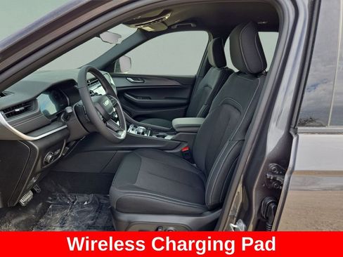 New 2025 Jeep Grand Cherokee L Laredo w/ Luxury Tech Group I RWD image 10