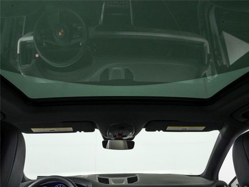 New 2026 Porsche Cayenne AWD/4WD image 20