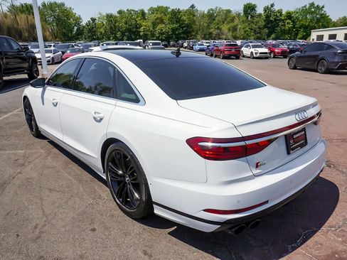 Used 2020 Audi S8 L w/ S8 Executive Package AWD/4WD image 4