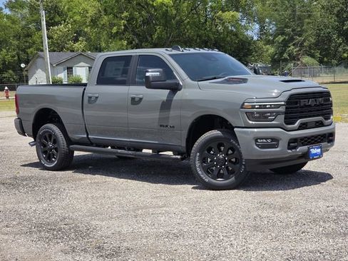 New 2026 RAM 2500 Laramie w/ Night Edition AWD/4WD image 2