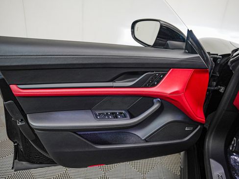 Certified 2022 Porsche Taycan Turbo image 24