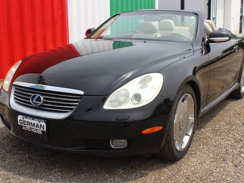 Used 2002 Lexus SC 430 Convertible RWD image 3