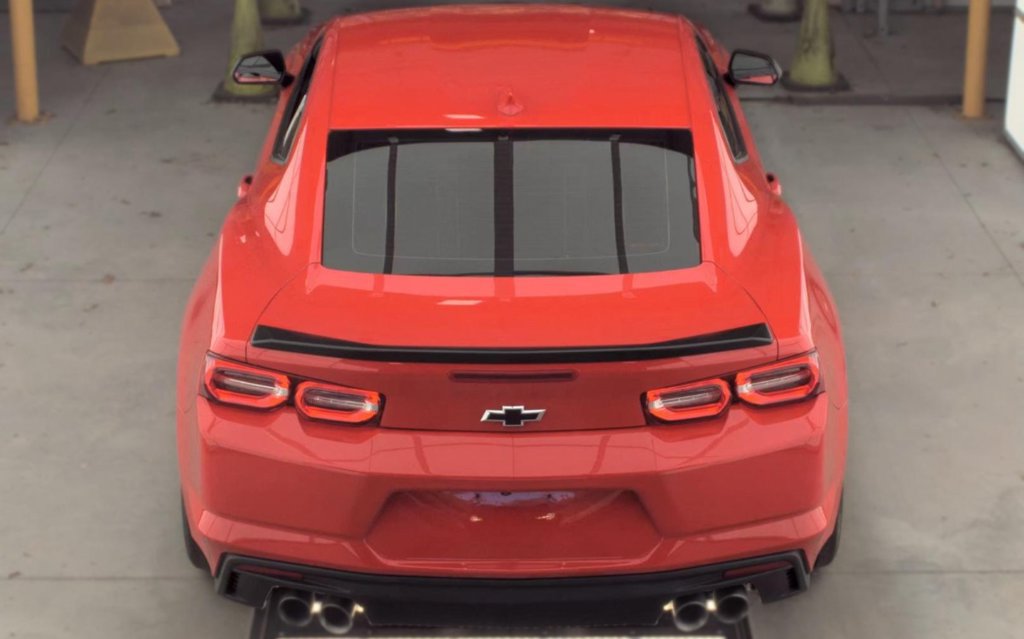 Used 2024 Chevrolet Camaro LT RWD image 5