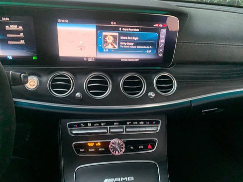 Used 2018 Mercedes-Benz E 63 AMG S image 37