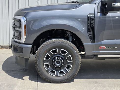 New 2026 Ford F250 Platinum image 8