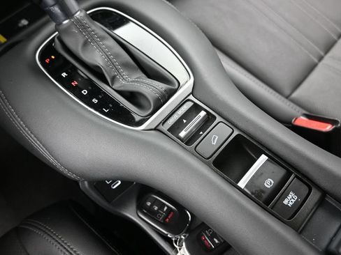 Used 2024 Honda HR-V EX-L image 25
