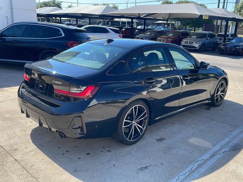 Used 2023 BMW 330i Sedan w/ M Sport Package RWD image 3