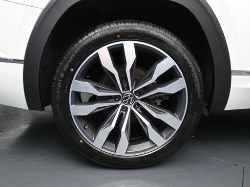 Used 2022 Volkswagen Atlas SEL Premium AWD/4WD image 9