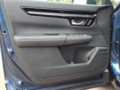 Used 2025 Honda CR-V Sport Touring image 13