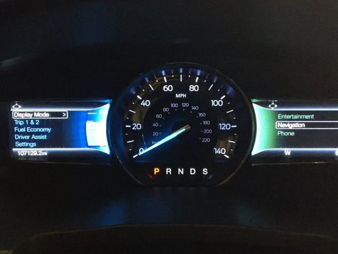 Used 2019 Ford Explorer Limited w/ Class III Trailer Tow Package image 23