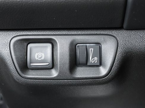 Certified 2023 GMC Acadia SLE w/ Driver Convenience Package image 30