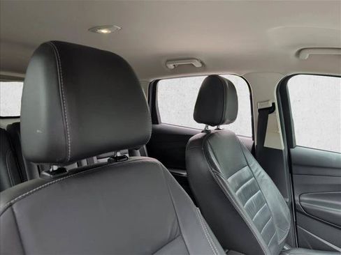 Used 2015 Ford Escape SE w/ Equipment Group 201A AWD/4WD image 22