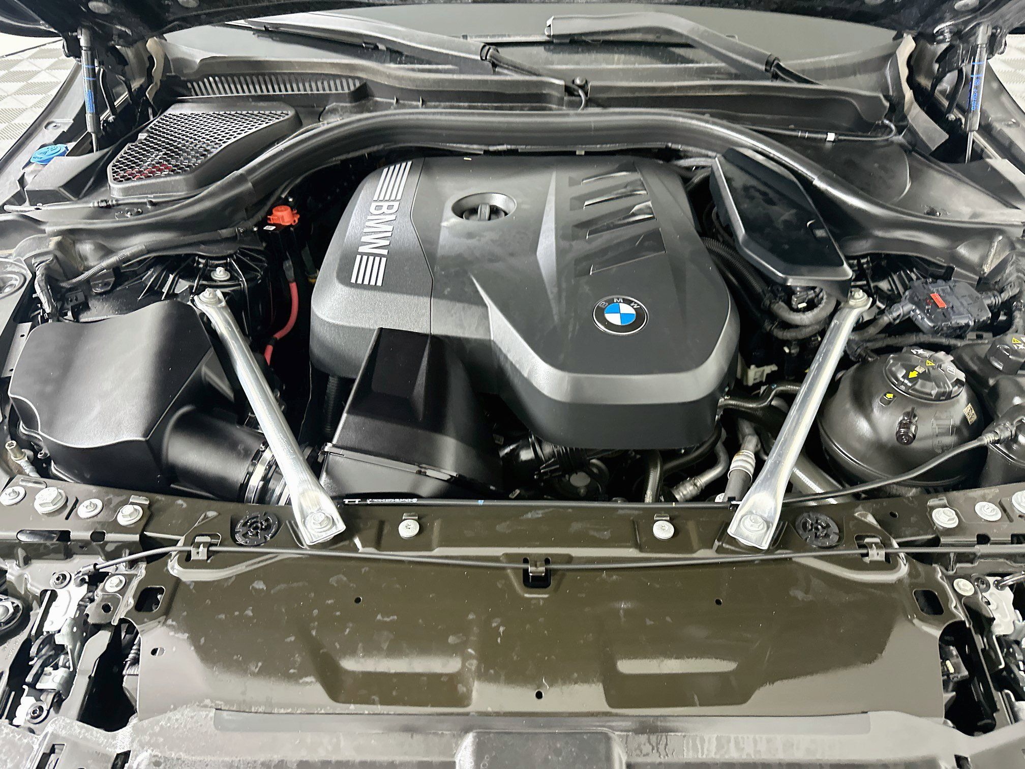 Used 2026 BMW 530i RWD image 33