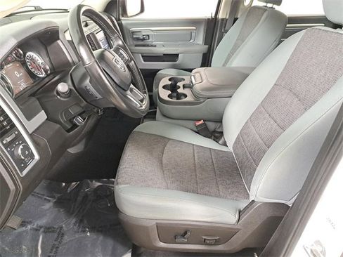 Used 2019 RAM 1500 Big Horn image 19