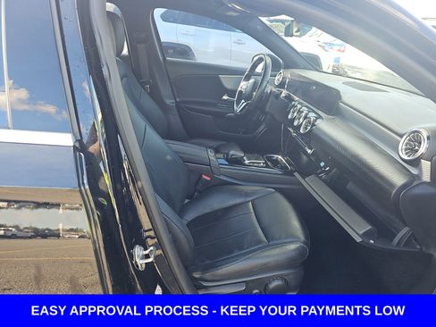 Used 2022 Mercedes-Benz A 220 4MATIC w/ Premium Package Lite image 7