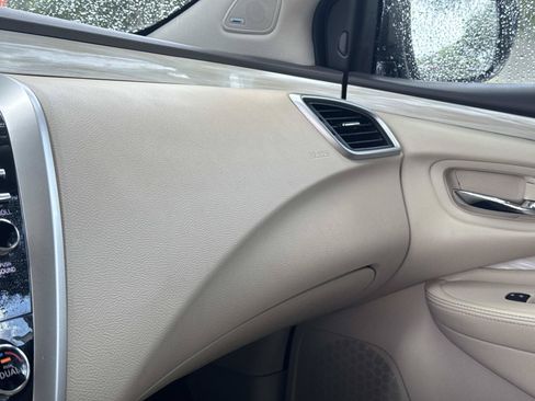 Used 2016 Nissan Murano Platinum w/ Platinum Technology Package FWD image 25