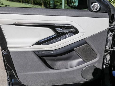 Used 2020 Land Rover Range Rover Evoque S image 26