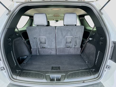 Used 2022 Dodge Durango SXT w/ Trailer Tow Group IV RWD image 17