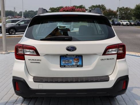 Used 2018 Subaru Outback 2.5i w/ Popular Package #1 AWD/4WD image 4