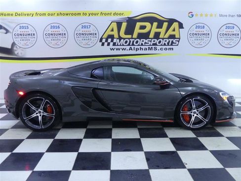 Used 2016 McLaren 650S Spider image 9