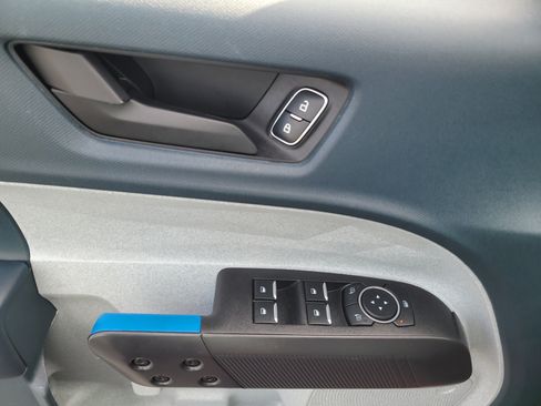 Used 2025 Ford Maverick XLT FWD image 19