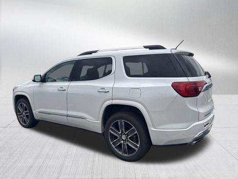 Used 2017 GMC Acadia Denali w/ Technology Package AWD/4WD image 6