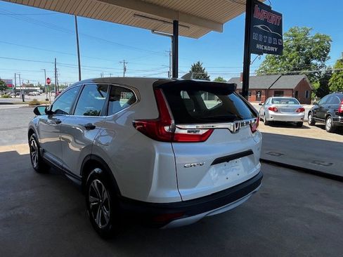 Used 2017 Honda CR-V LX image 6
