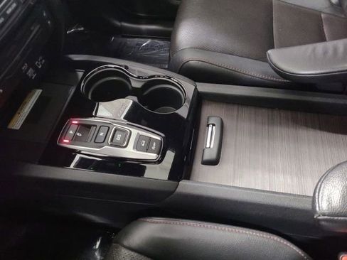 Used 2022 Honda Pilot Black Edition image 32
