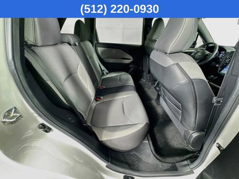 Used 2026 Subaru Forester Premium AWD/4WD image 36