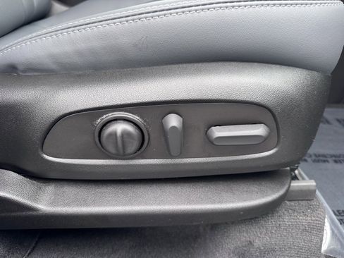 Used 2023 Buick Enclave Essence w/ Sport Touring Edition image 24