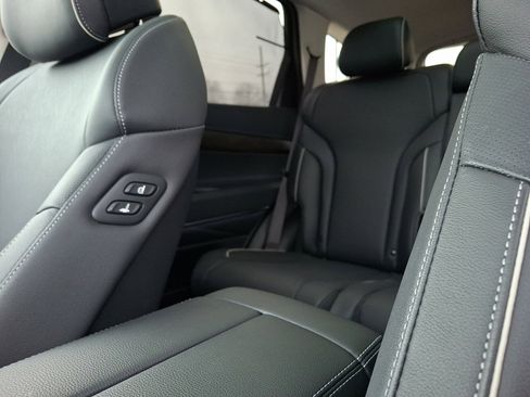 Certified 2025 Genesis GV80 3.5T Advanced image 18