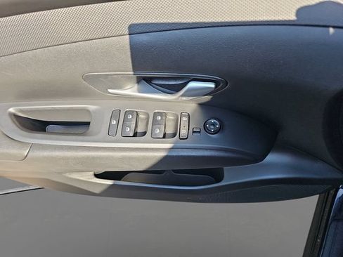 Used 2024 Hyundai Tucson SE FWD image 23