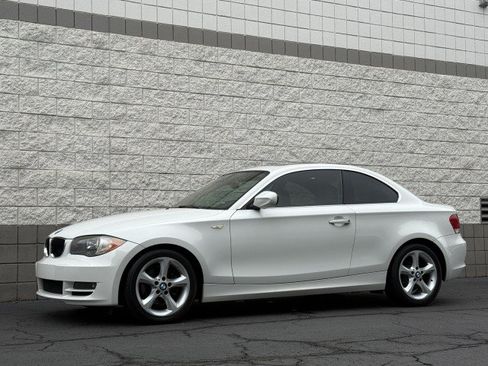 Used 2011 BMW 128i Coupe RWD image 3