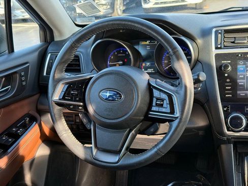 Used 2018 Subaru Outback 2.5i Touring image 13