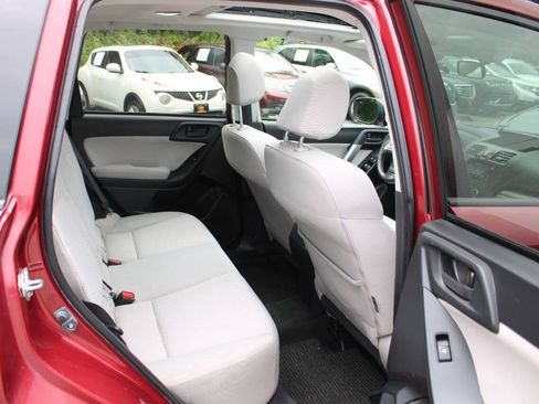 Used 2015 Subaru Forester 2.5i Premium AWD/4WD image 27
