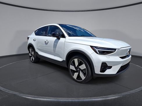 Used 2023 Volvo C40 P8 Recharge Ultimate w/ Protection Package Premier AWD/4WD image 2