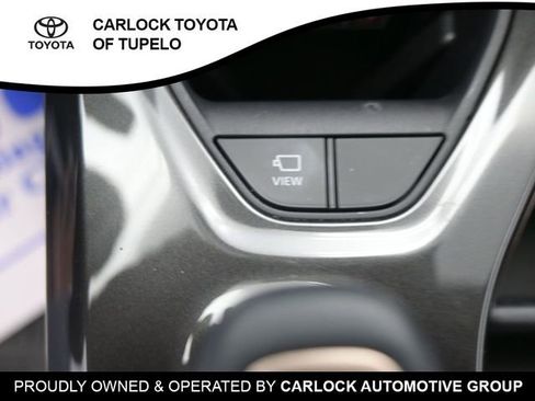 Used 2025 Toyota Crown Signia w/ Advanced Technology Package image 16