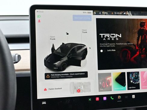 Used 2024 Tesla Model Y Performance image 22