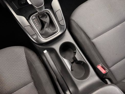 Used 2021 Kia Soul LX FWD image 12