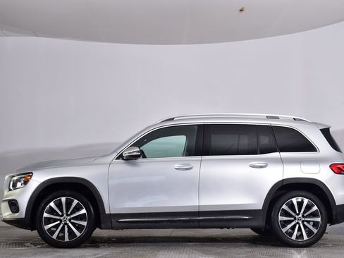 Certified 2022 Mercedes-Benz GLB 250 4MATIC image 2