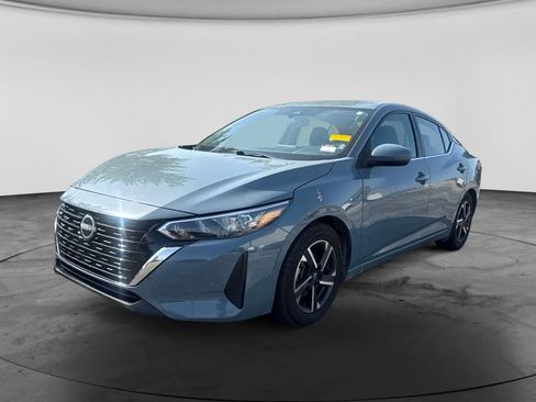 Used 2024 Nissan Sentra SV FWD image 5