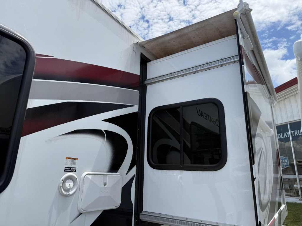 Used 2023 Ford E-350 and Econoline 350 Super Duty RWD image 21