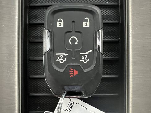 Used 2020 GMC Yukon Denali w/ Open Road Package AWD/4WD image 39