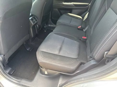 Used 2020 Mitsubishi Outlander ES FWD image 12