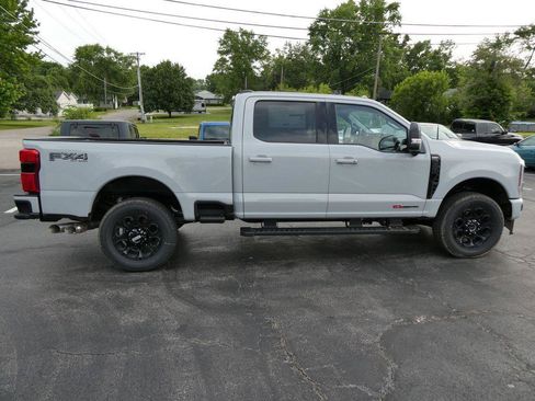 New 2026 Ford F250 Lariat w/ Black Appearance Package AWD/4WD image 4