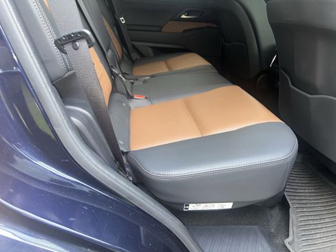 Used 2024 Lexus GX 550 image 12