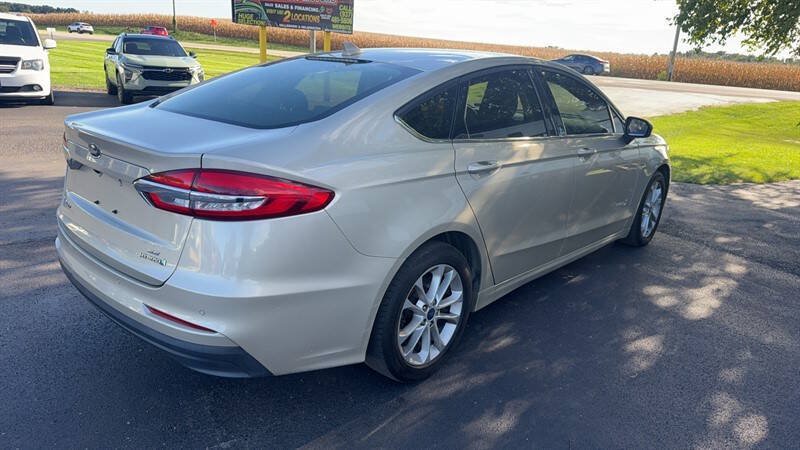 Used 2019 Ford Fusion SE FWD image 8