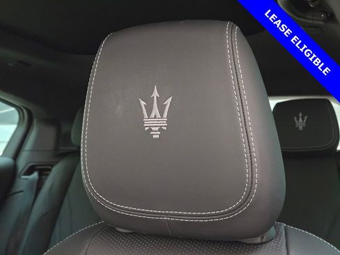 Used 2025 Maserati Grecale Modena image 33