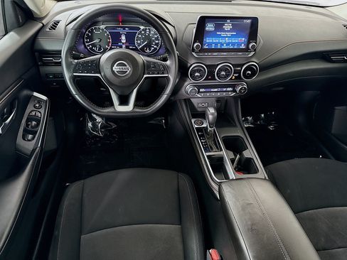 Used 2022 Nissan Sentra SR w/ Midnight Edition FWD image 17